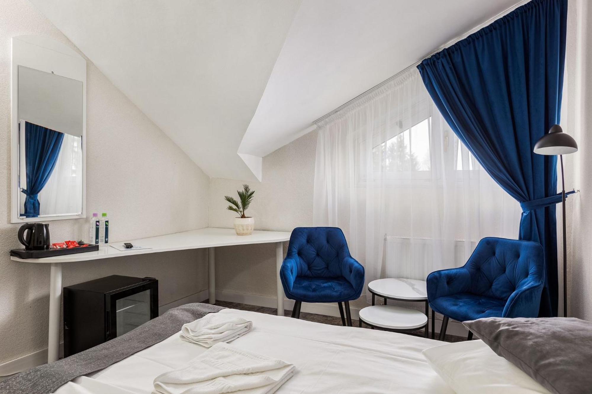 Hotel Soimul ブラショフ エクステリア 写真